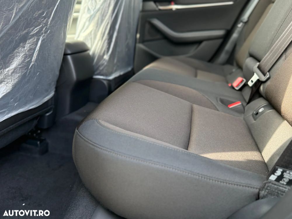 Mazda 3 e-SKYACTIV-G 140 M HYBRID Aut. CENTRE-LINE - 9