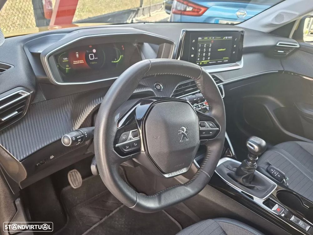 Peugeot 208 1.2 PureTech Allure Pack - 28
