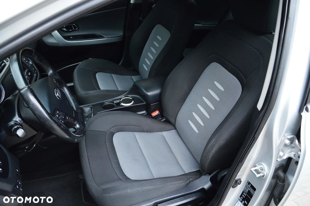 Kia Ceed 1.6 CRDi Business Line - 13