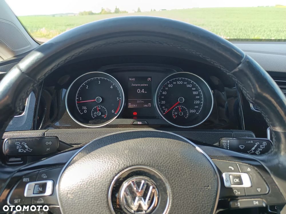 Volkswagen Golf 1.6 TDI BlueMotion Comfortline - 8