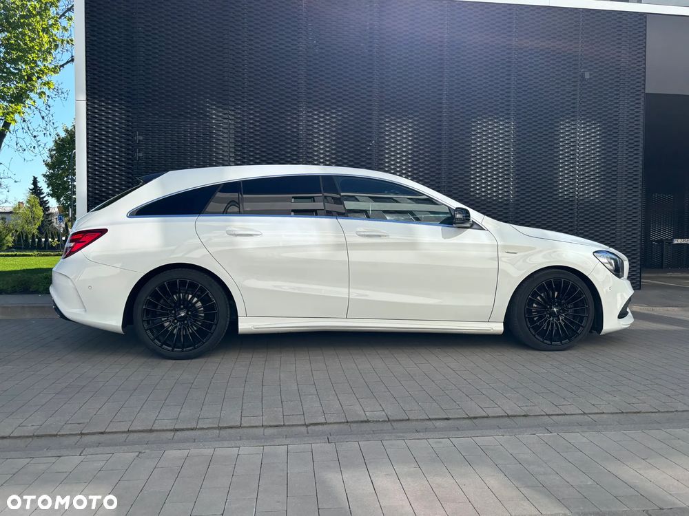 Mercedes-Benz CLA 180 7G-DCT AMG Line - 6