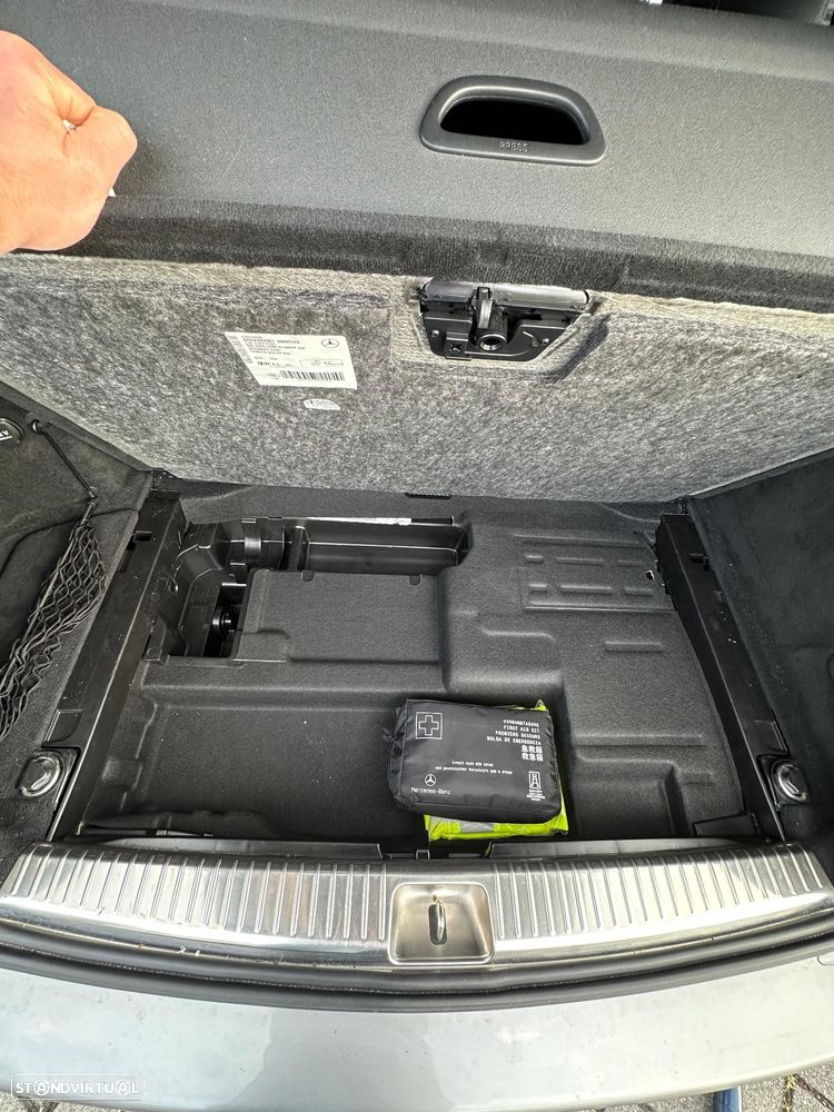 Mercedes-Benz C 300 h AMG Line - 21