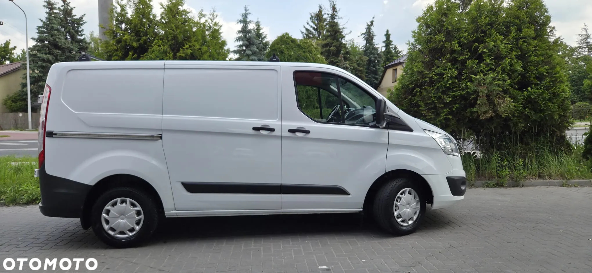Ford TRANSIT CUSTOM - 8