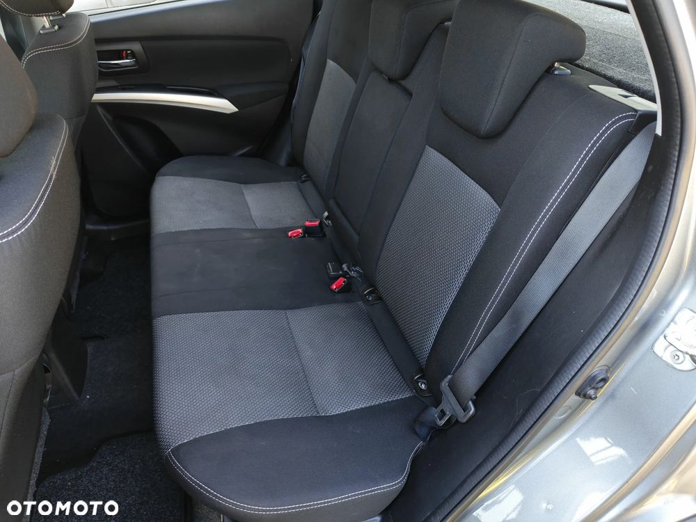 Suzuki SX4 S-Cross 1.6 DDiS 4x2 Comfort+ - 28