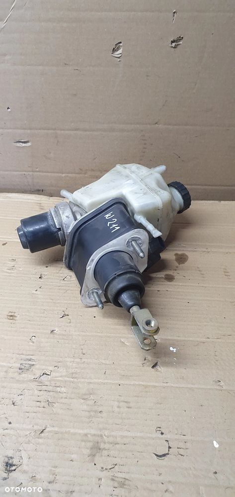 Serwo wspomaganie hamulca Mercedes W211 A0004300312 - 7