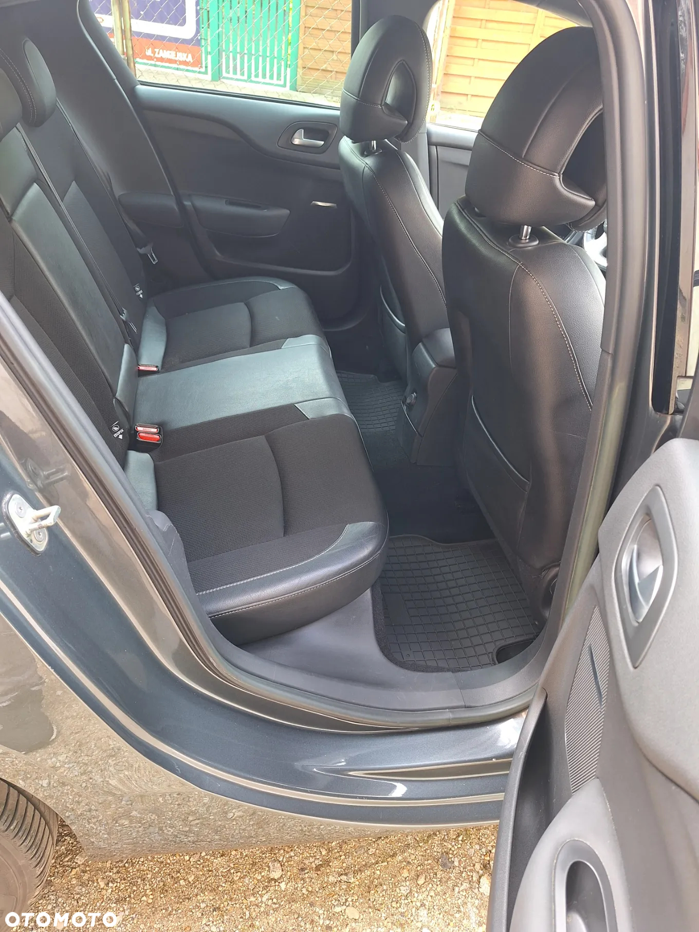 Citroën DS4 1.6 VTi SoChic - 12
