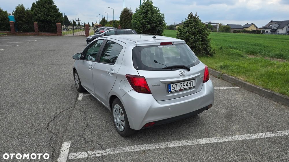 Toyota Yaris 1.0 Active EU6 - 3