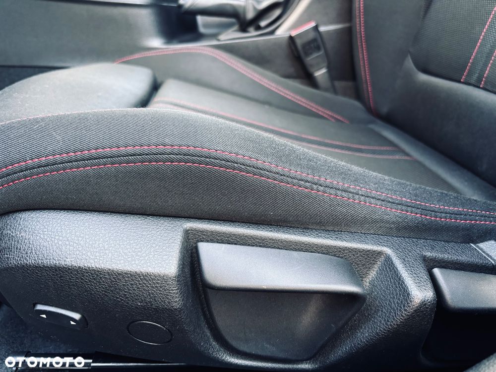 BMW Seria 1 118i GPF Sport Line - 15