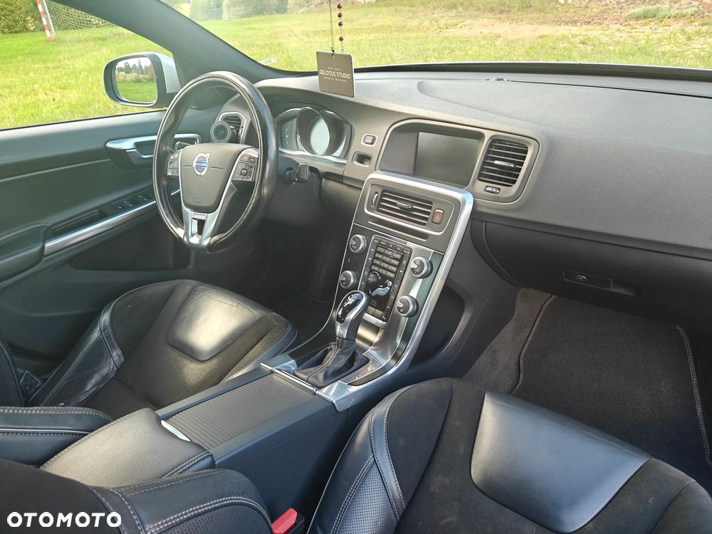 Volvo S60 D2 Drive-E R-Design Momentum - 8