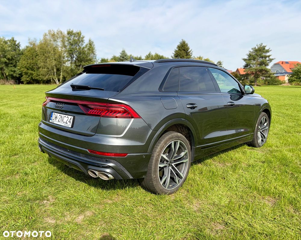 Audi SQ8 TFSI Quattro Tiptronic - 4