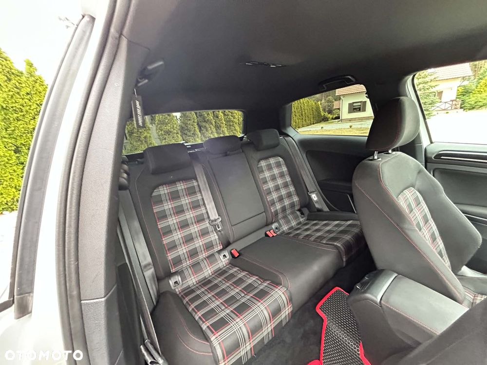 Volkswagen Golf 2.0 TSI BMT GTI - 10