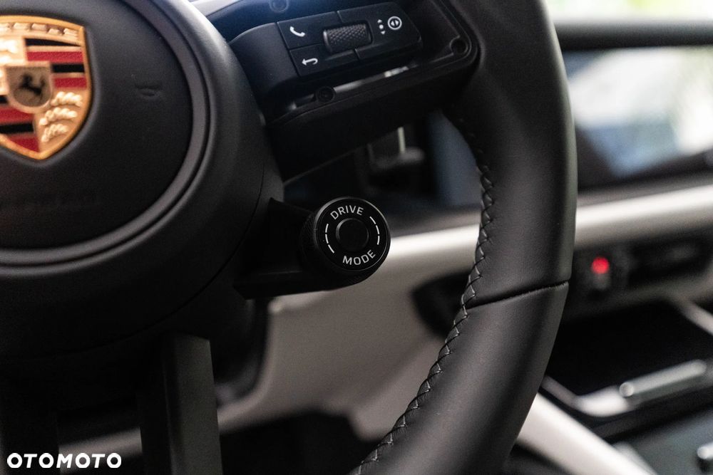 Porsche Cayenne Black Edition - 24
