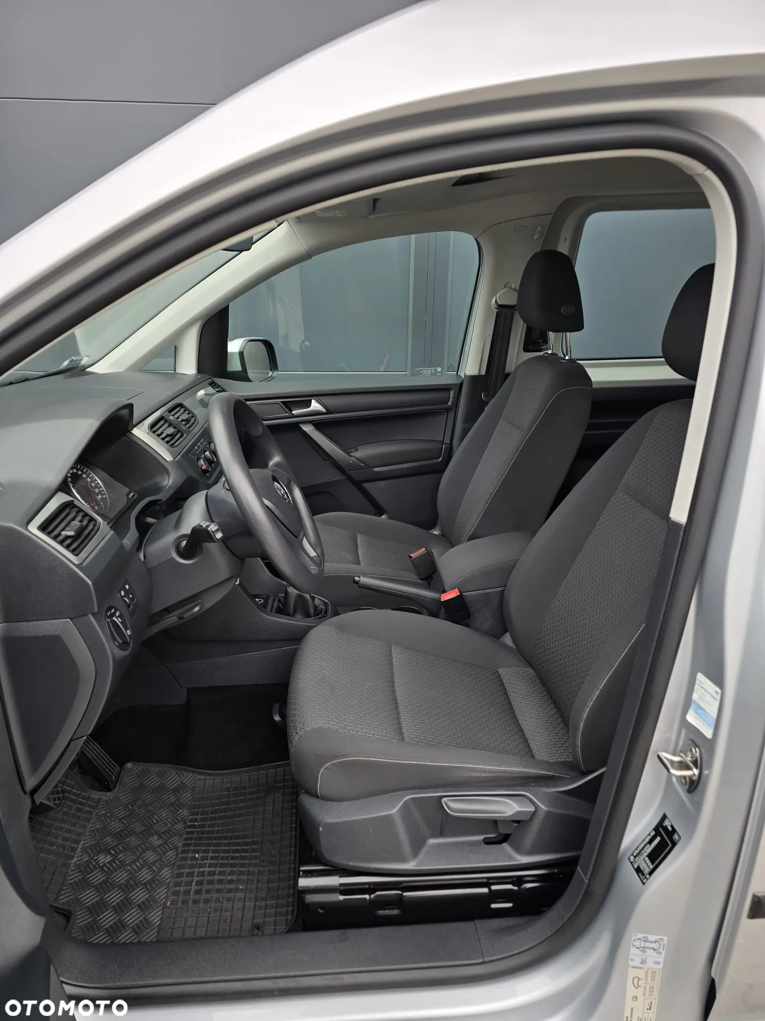Volkswagen Caddy 2.0 TDI Comfortline - 7