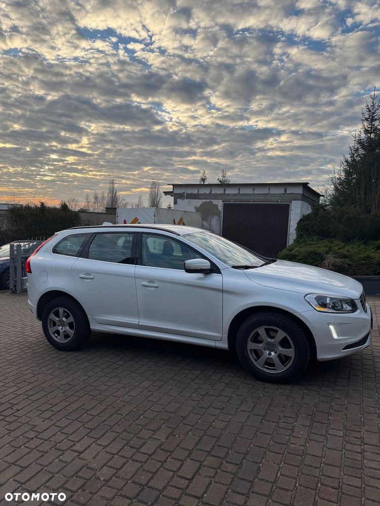Volvo XC 60 D3 Momentum - 5