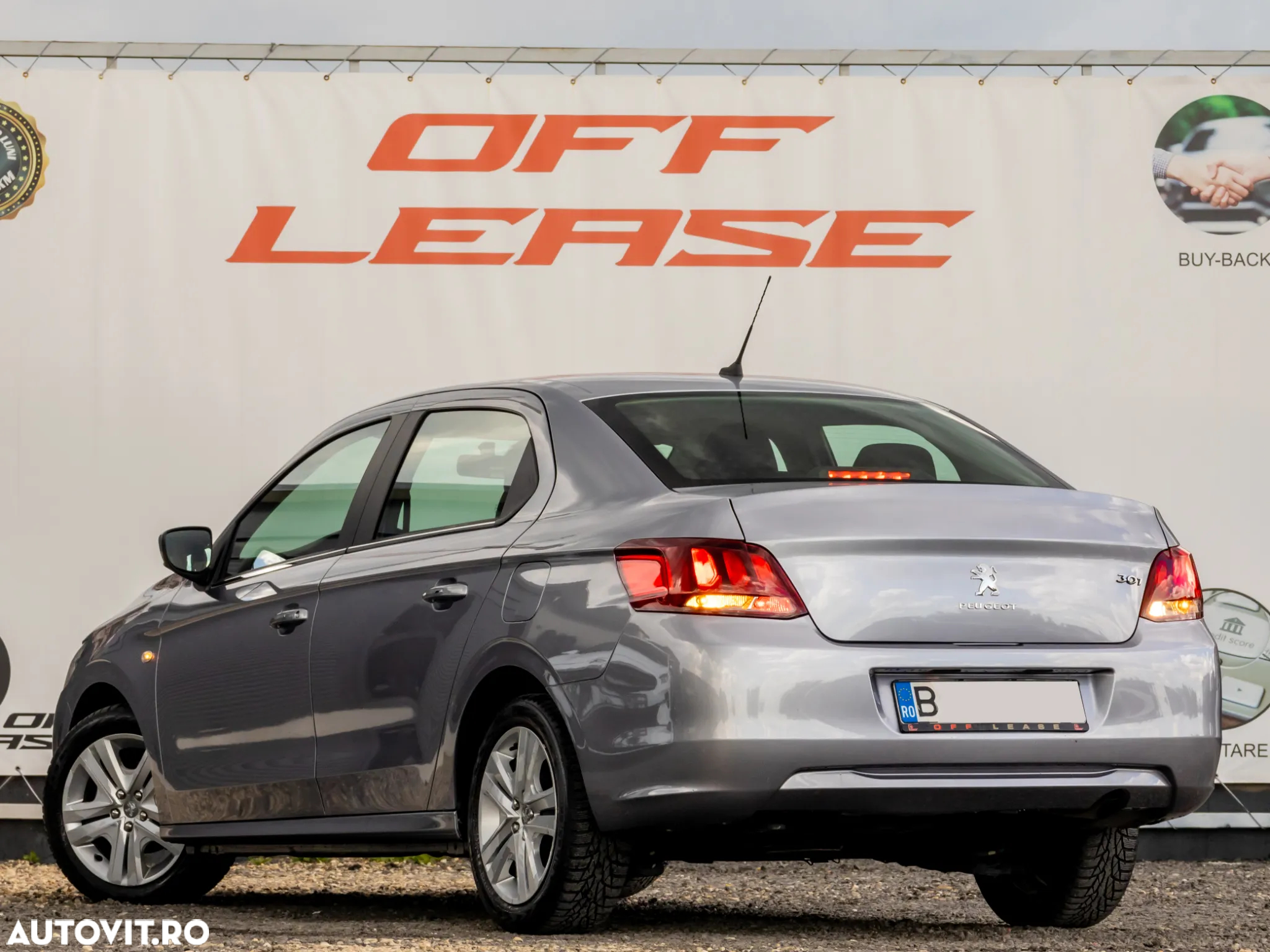 Peugeot 301 1.5 BlueHDI FAP Allure - 4