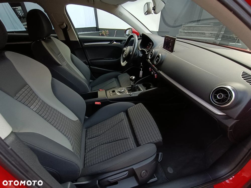 Audi A3 Limousine 1.4 TFSI Ambiente - 11