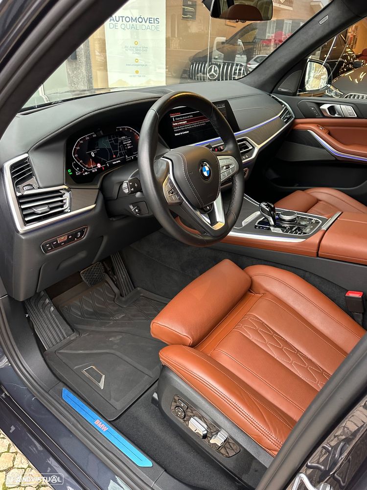 BMW X7 40 d xDrive - 29