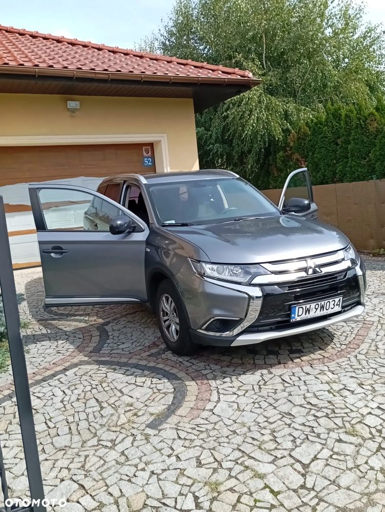 Mitsubishi Outlander 2.0 City Style 2WD - 4