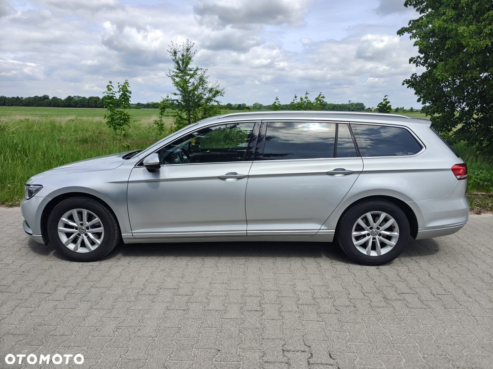 Volkswagen Passat - 6
