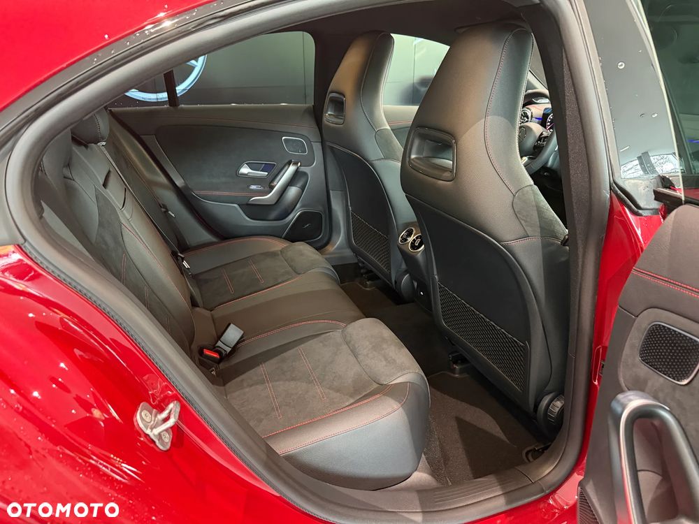 Mercedes-Benz CLA 200 mHEV AMG Line 7G-DCT - 5