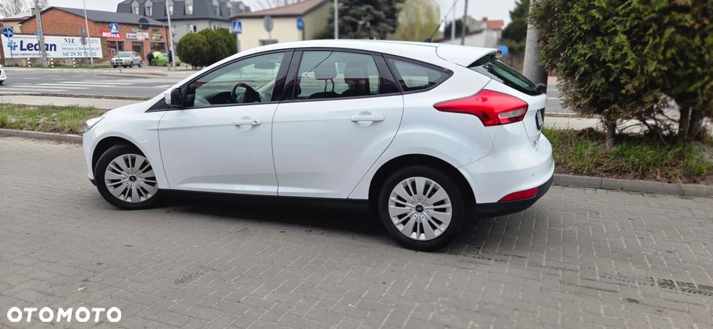 Ford Focus 1.0 EcoBoost Start-Stopp-System Ambiente - 8