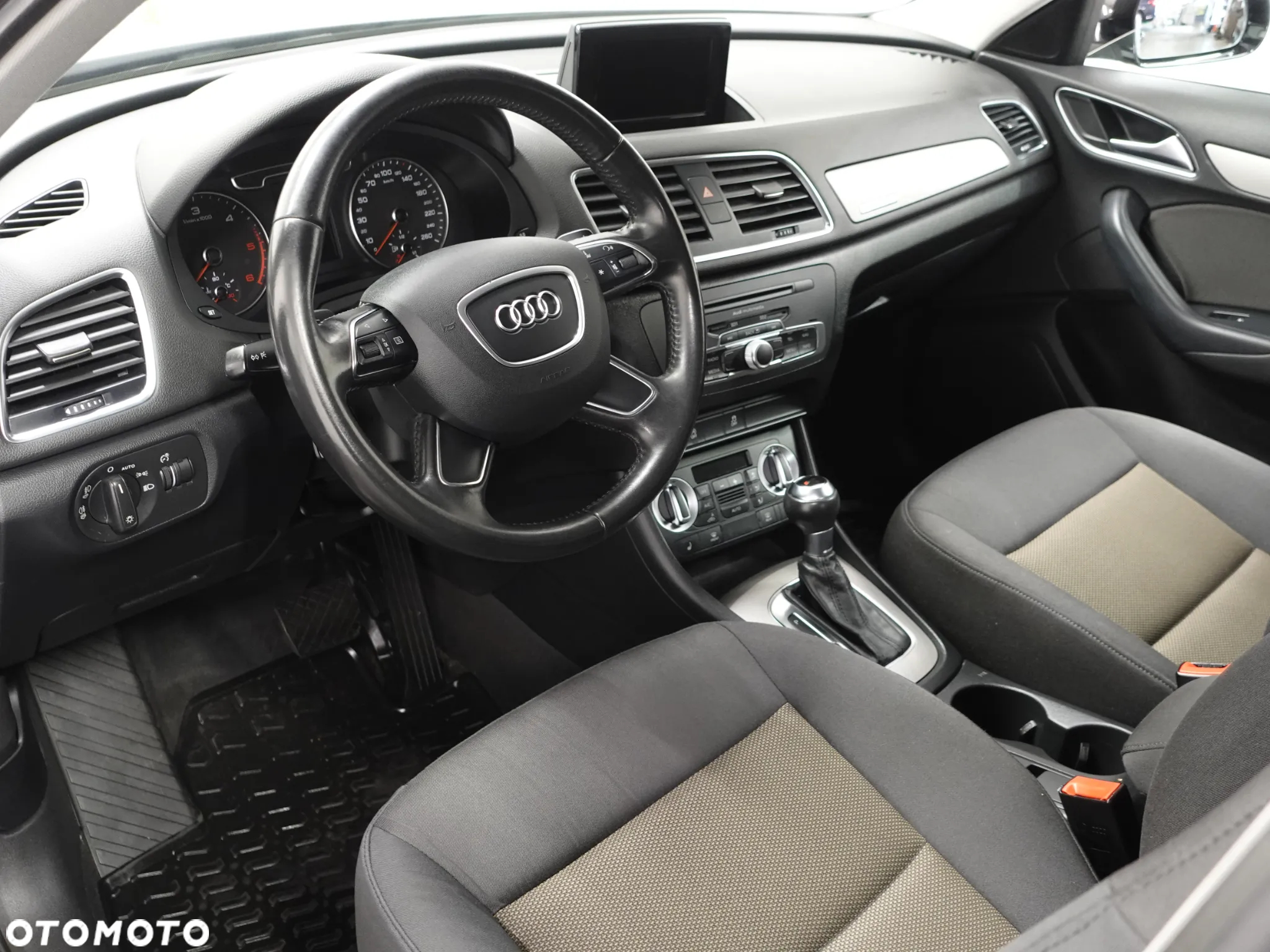 Audi Q3 2.0 TDI Quattro S tronic - 20