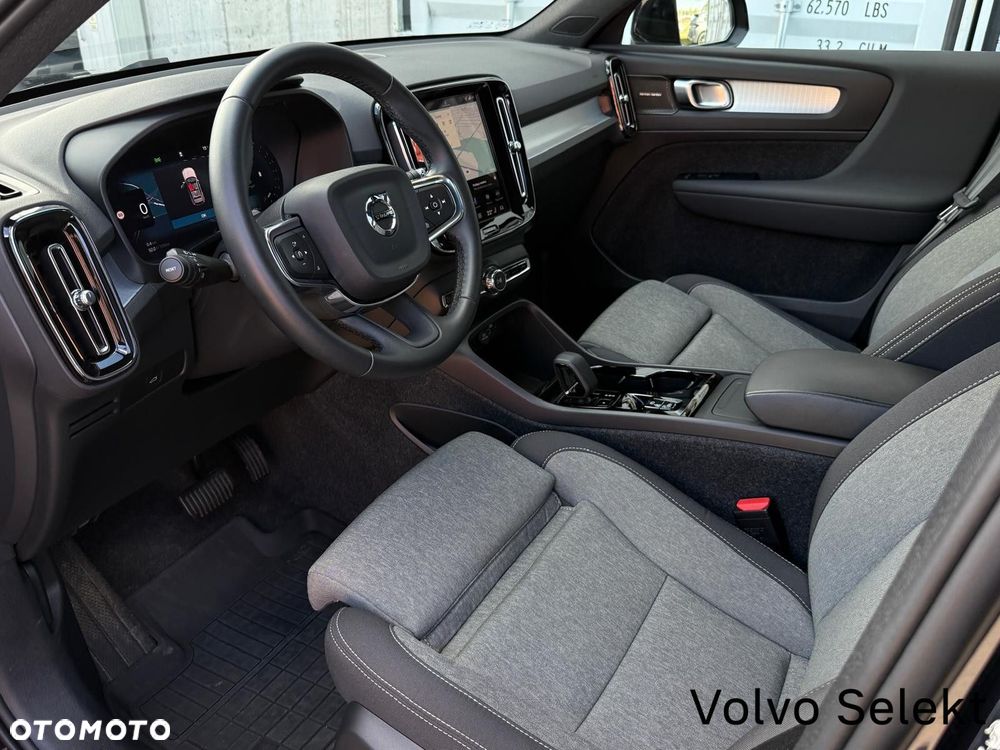 Volvo XC 40 B3 Plus Dark - 11