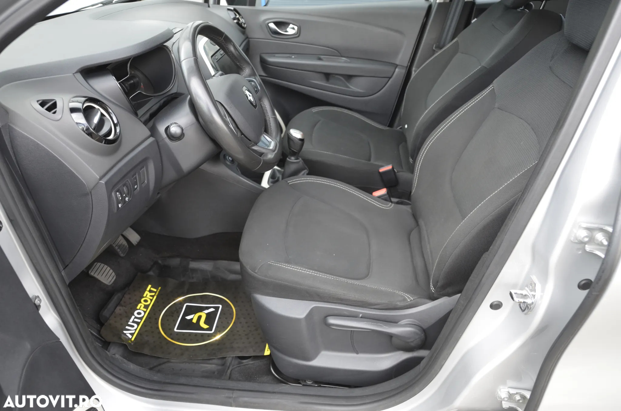 Renault Captur (ENERGY) dCi 90 INTENS - 12