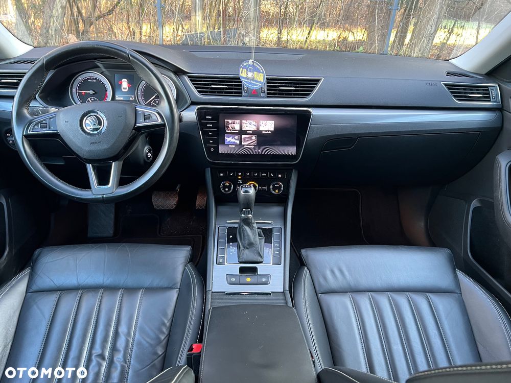 Skoda Superb 1.6 TDI DSG Ambition - 12