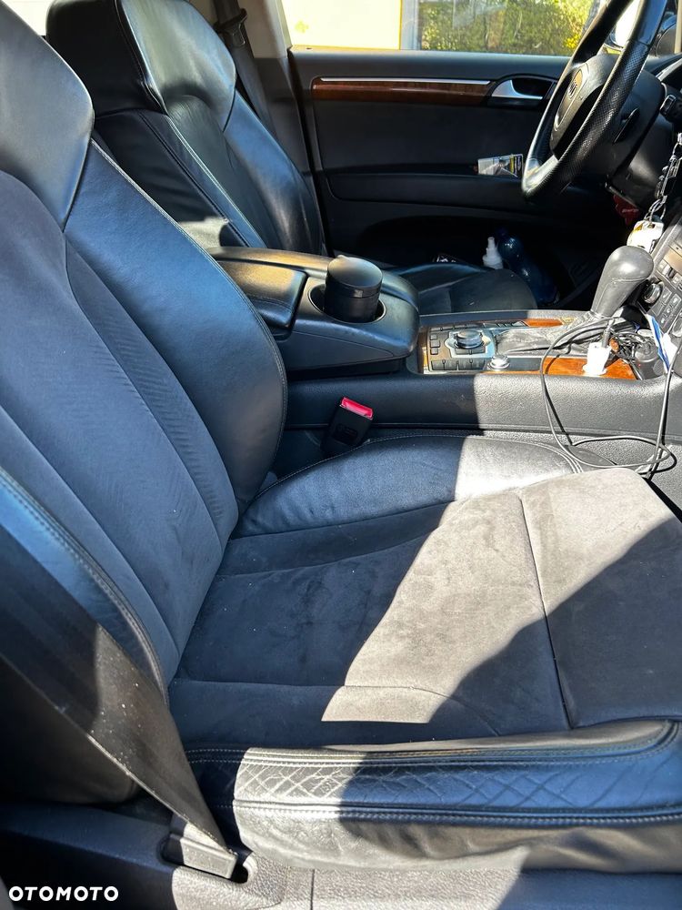 Audi Q7 3.0 TDI DPF clean diesel Quattro Tiptronic - 9