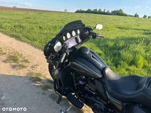 Harley-Davidson FLHTCU Ultra - 8