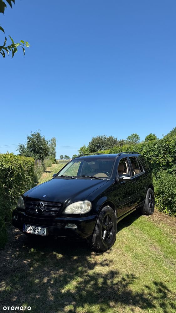 Mercedes-Benz ML - 1