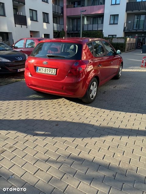 Kia Ceed 1.6 Comfort + - 3