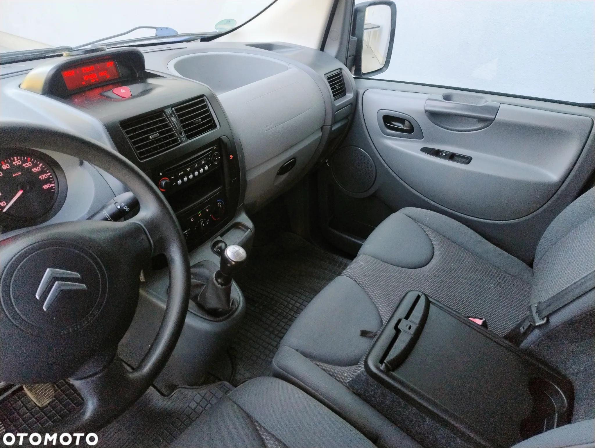 Citroën JUMPY 1.6 HDI (90KM) 5-BIEGÓW (L1H1) KLIMA NIE MA RDZY STAN IDEALNY 100% ORYGINAŁ KM ! ! ! - 14