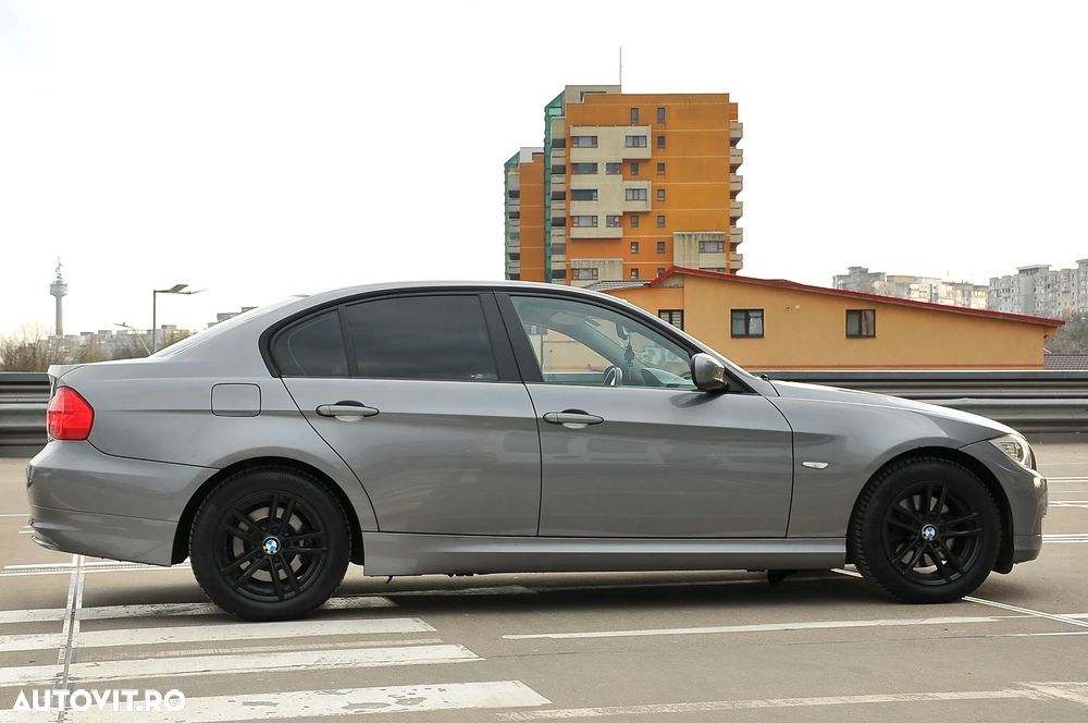 BMW Seria 3 320d DPF Aut. Edition Fleet - 4