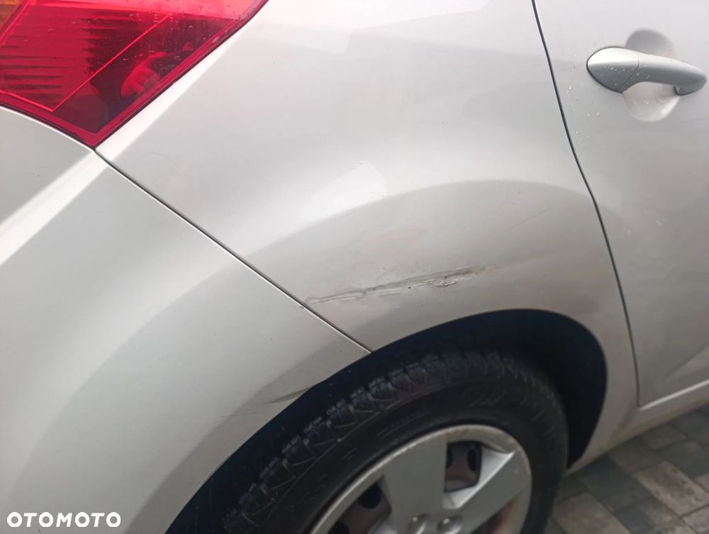 Kia Venga 1.4 CVVT Black Collection - 14