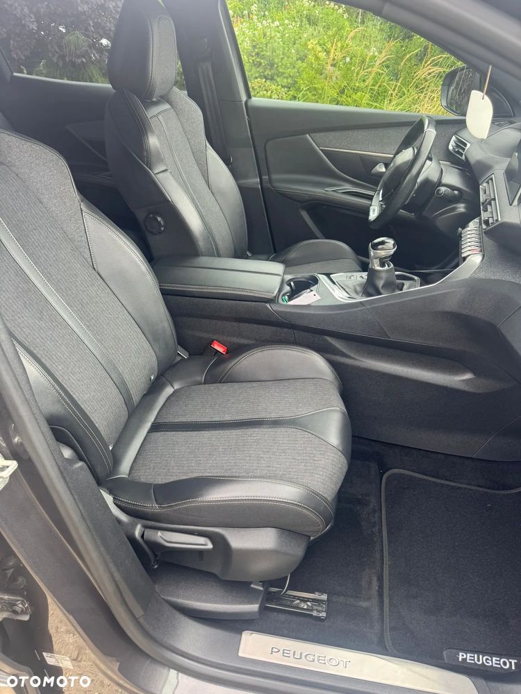 Peugeot 3008 - 29