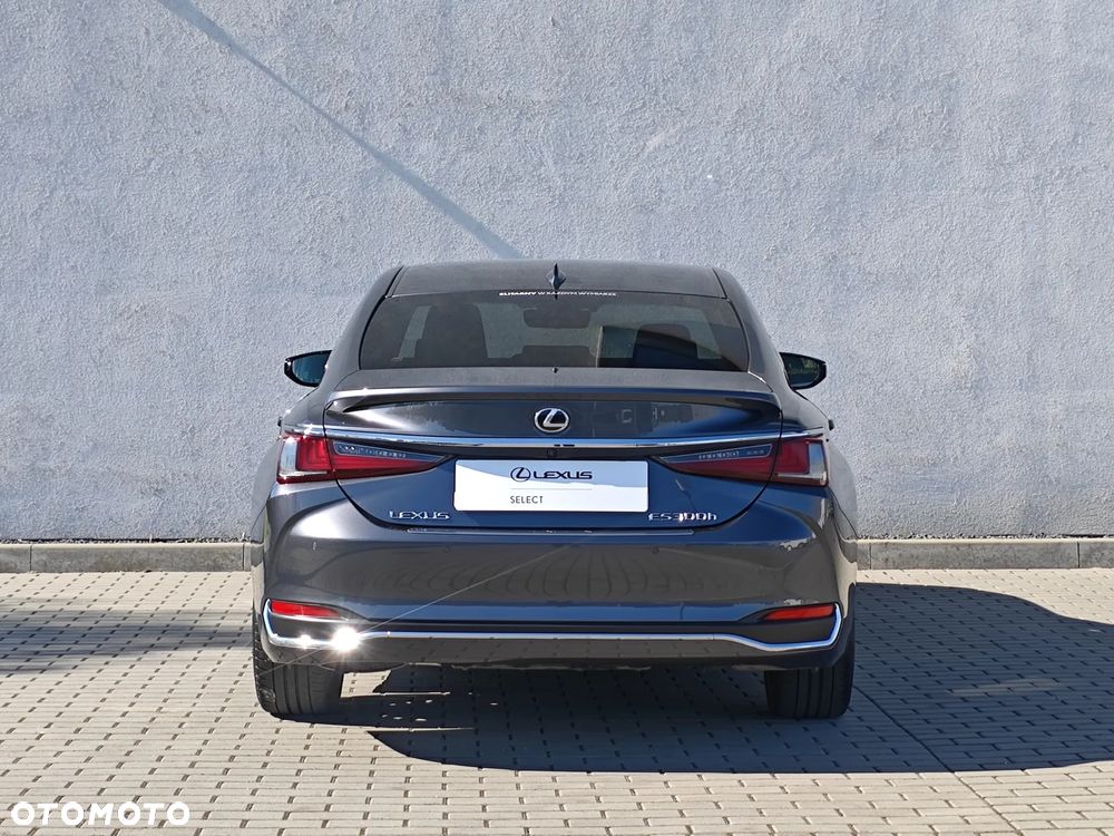 Lexus ES 300h Business Edition - 9