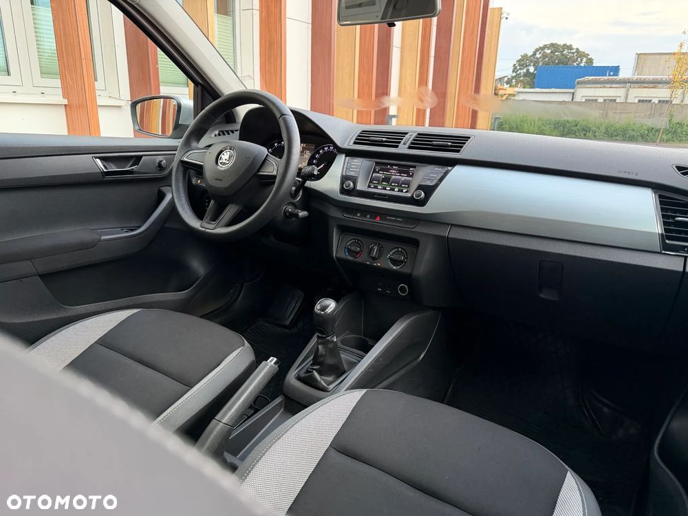 Skoda Fabia 1.0 TSI Active - 12