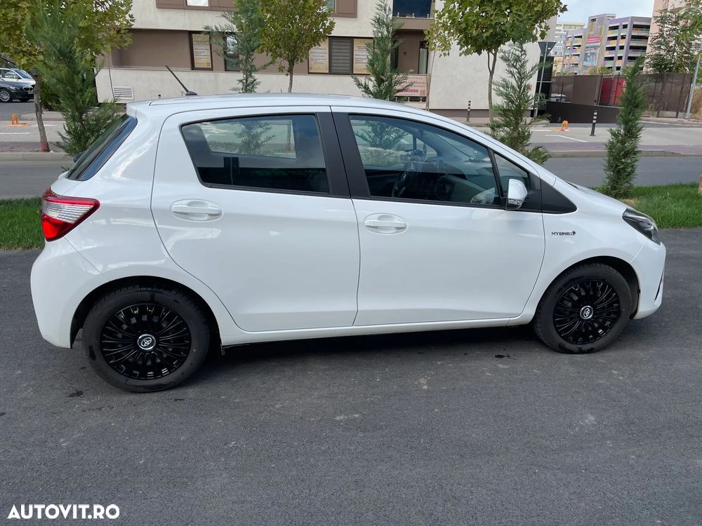 Toyota Yaris 1.5 VVT-i HSD Eco - 8