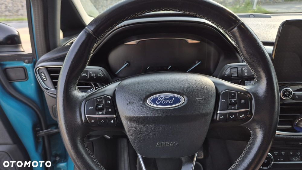 Ford Fiesta 1.0 EcoBoost Titanium X - 24