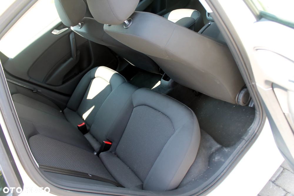 Audi A1 Sportback 1.6 TDI Ambition - 11