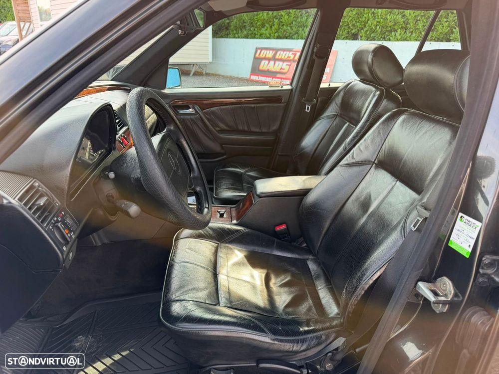Mercedes-Benz C 250 - 6