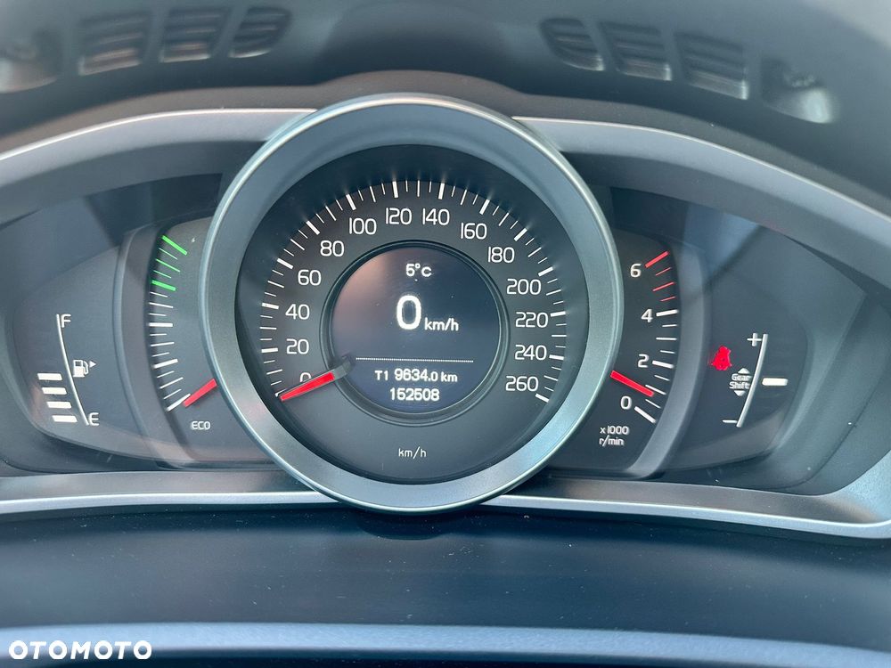 Volvo V40 D2 Drive-E Dynamic Edition - 13