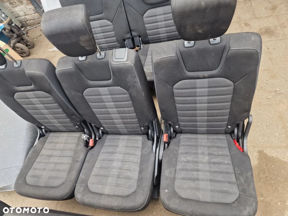 Komplet foteli  ford  Galaxy  mk4  7 osób - 4