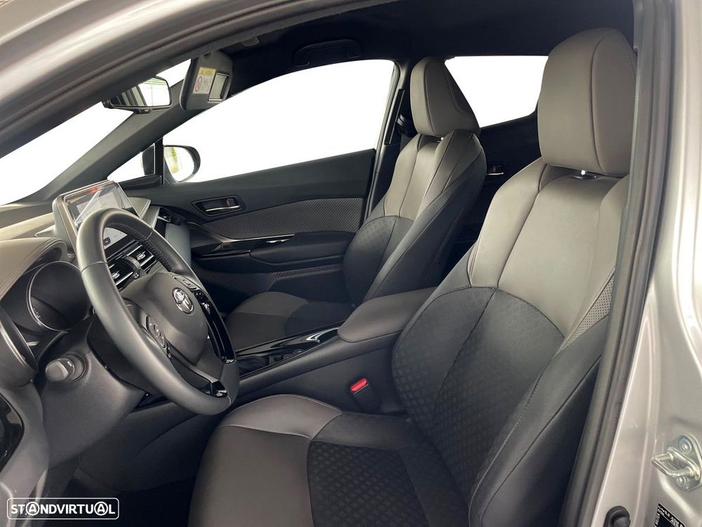 Toyota C-HR - 13