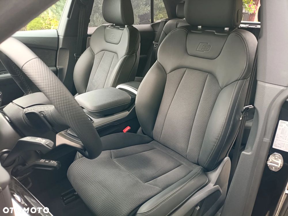 Audi Q8 - 10