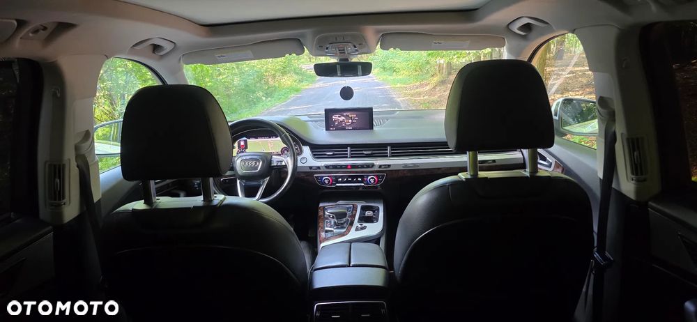 Audi Q7 - 6