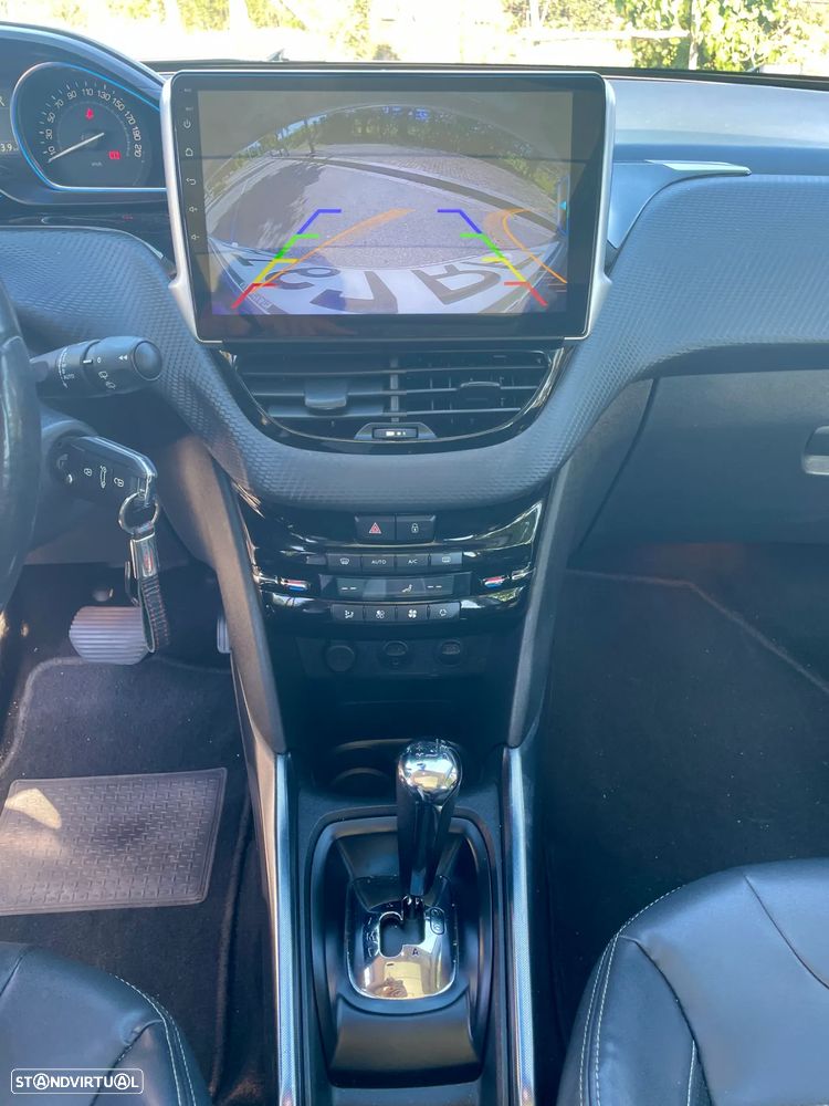 Peugeot 2008 1.6 e-HDi Allure 2-Tronic - 7