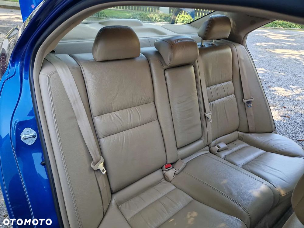 Honda Accord 2.4 Executive - 9
